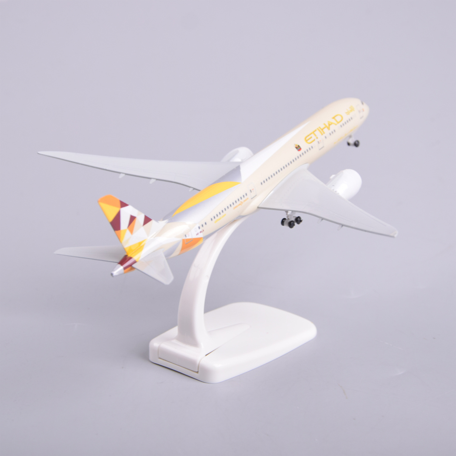 โมเดลเครื่องบินโลหะไดแคสต์ Eti - Model Kit Plane บทวิจารณ์และราคา