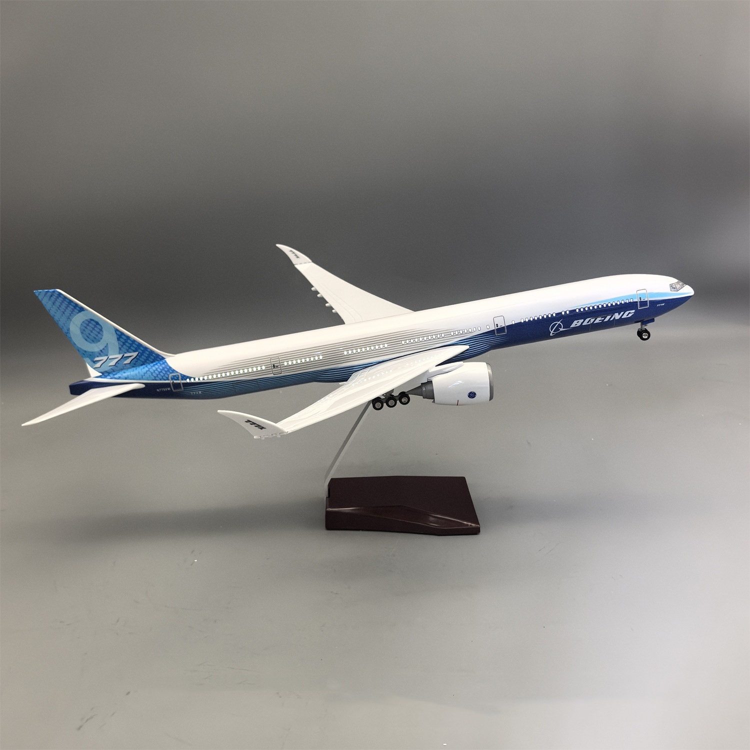 โมเดลเครื่องบิน B777-9X ขนาดให - Model Kit Plane บทวิจารณ์และราคา