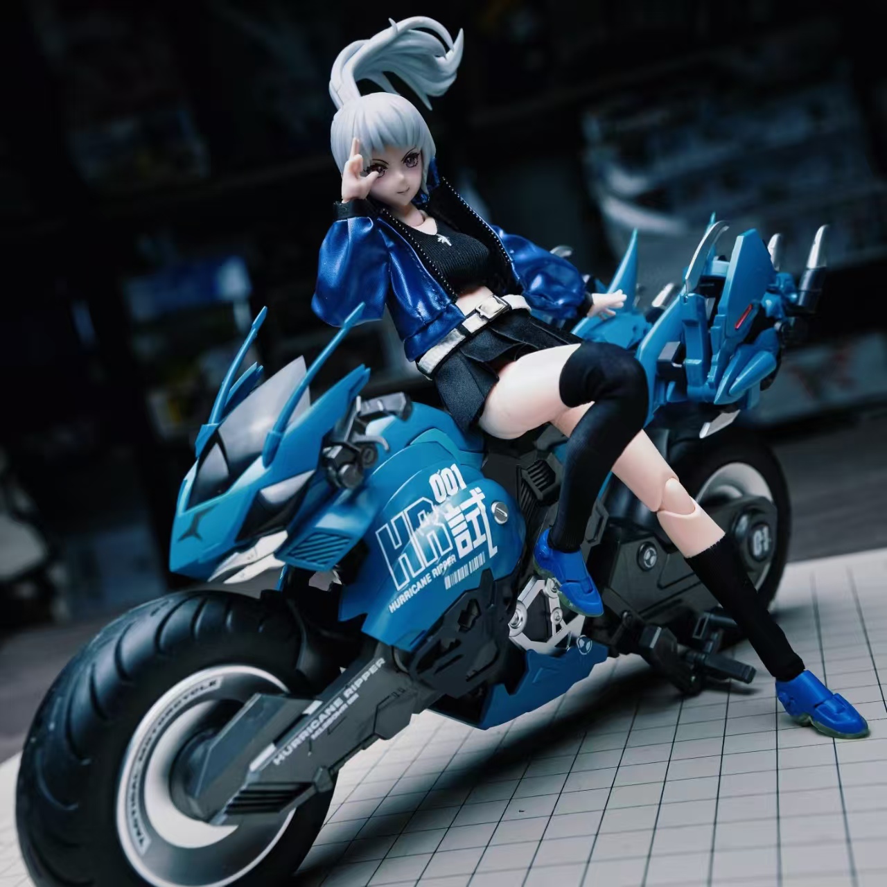 ชุดประกอบหุ่นยนต์เมชาสาวแบบสอง - Model Kit Nuke Matrix บทวิจารณ์และราคา